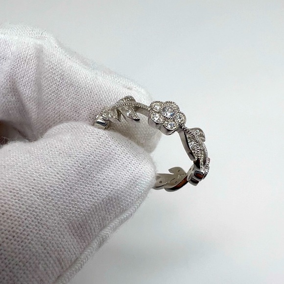 Sale $25! Sterling Silver Cz Flower Band - Picture 3 of 16